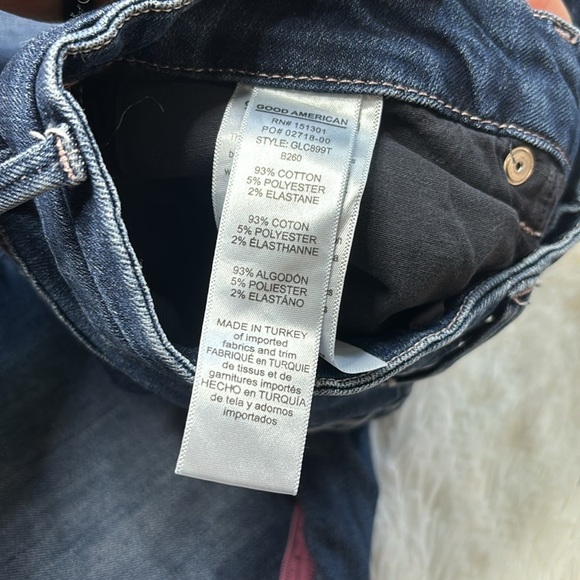 Good American Good Legs Crop - Picture 7 of 10